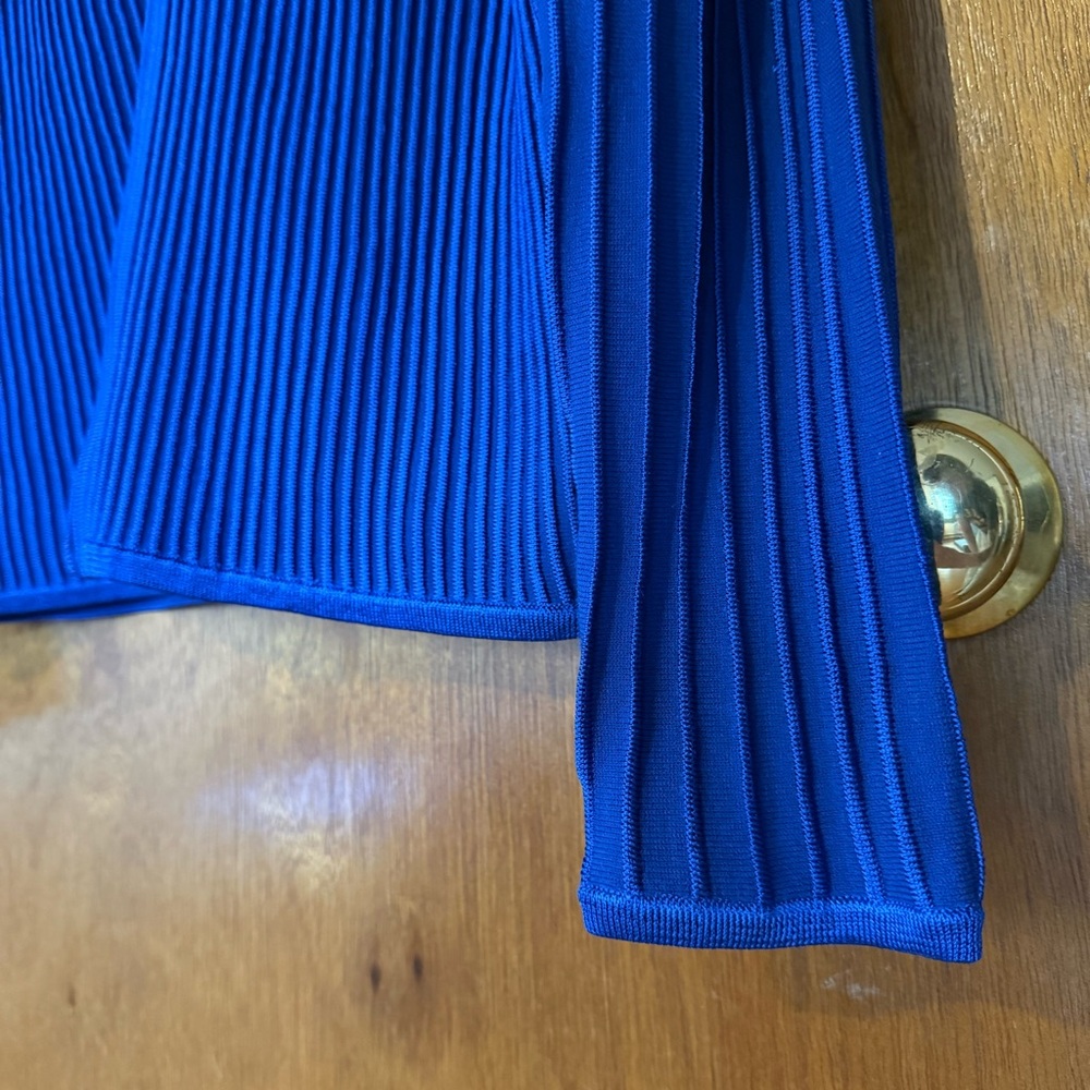 St. John Royal Blue Zip-Front Ribbed Shell - Picture 4 of 8